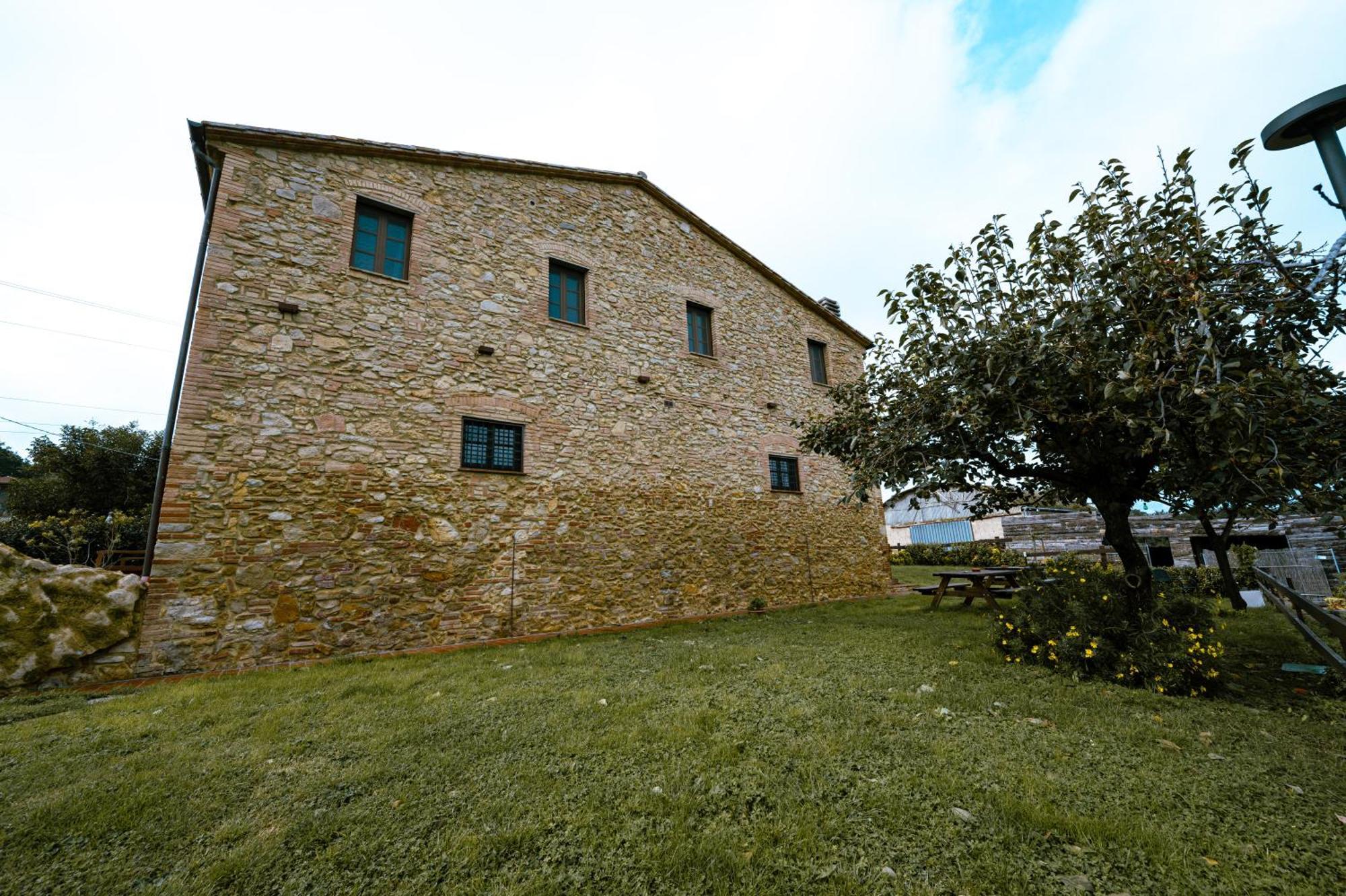 Agriturismo Fonte Belvedere Daire Collesalvetti Dış mekan fotoğraf